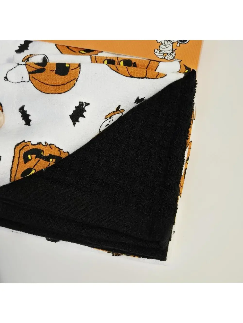 Peanuts Snoopy & Woodstock Set Of 3 Halloween Kitchen Towels Pumpkins Bats NWT